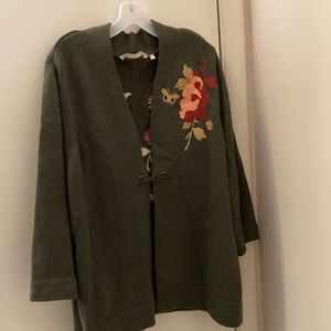 Olive green wool jacket with embroidery